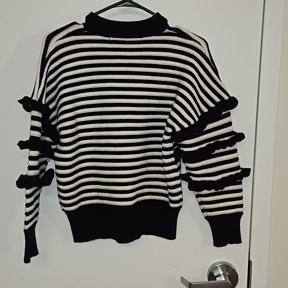 English Factory Sweater - Picture 5 of 13